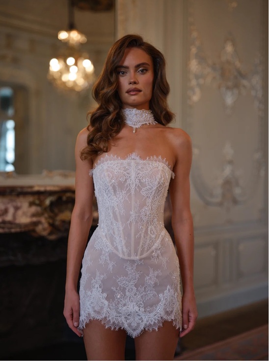 Cream dress size 4 US